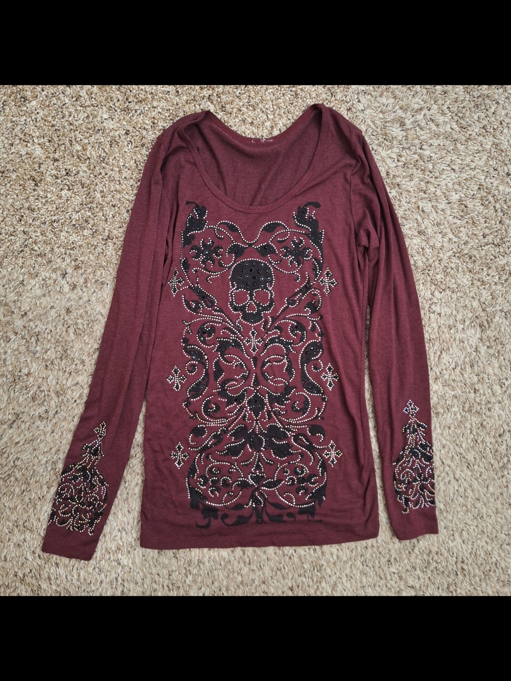 Y2K Burgundy Rhinestone Skull & Cross Long Sleeve Graphic Top